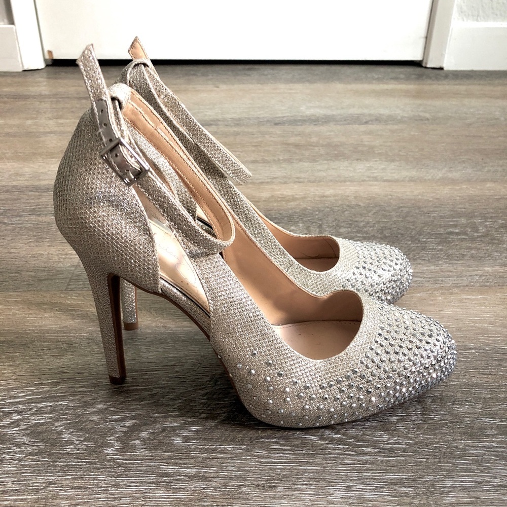 Jessica Simpson Luvme 4 Heels